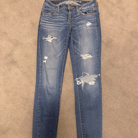 American Eagle Ripped Jeans - Picture 1 of 2